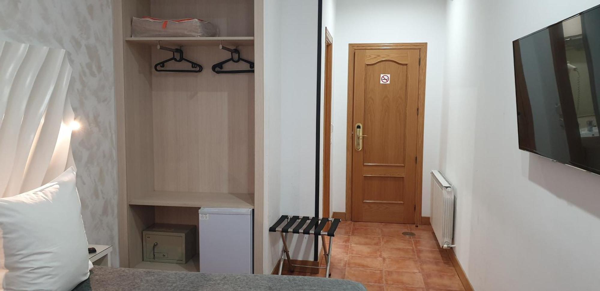 Guest house Fuentes (adults Only) 2*